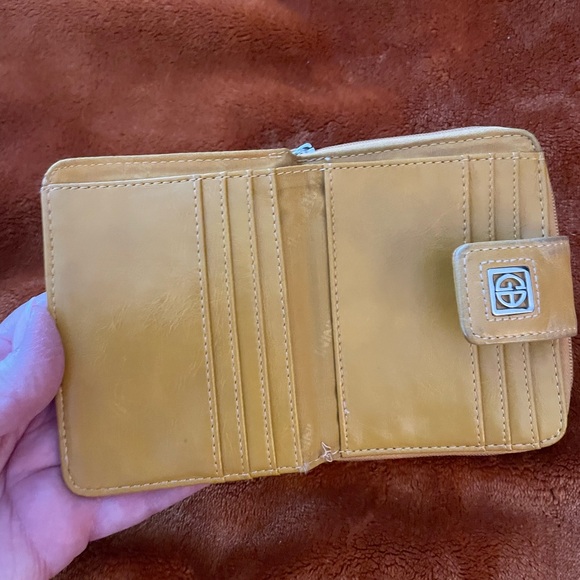 Yellow Leather Wallet - Picture 6 of 9